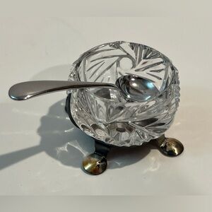 Crystal Cut Glass Open Salts Cellar & Spoons Pinwheel Metal Stand Vintage